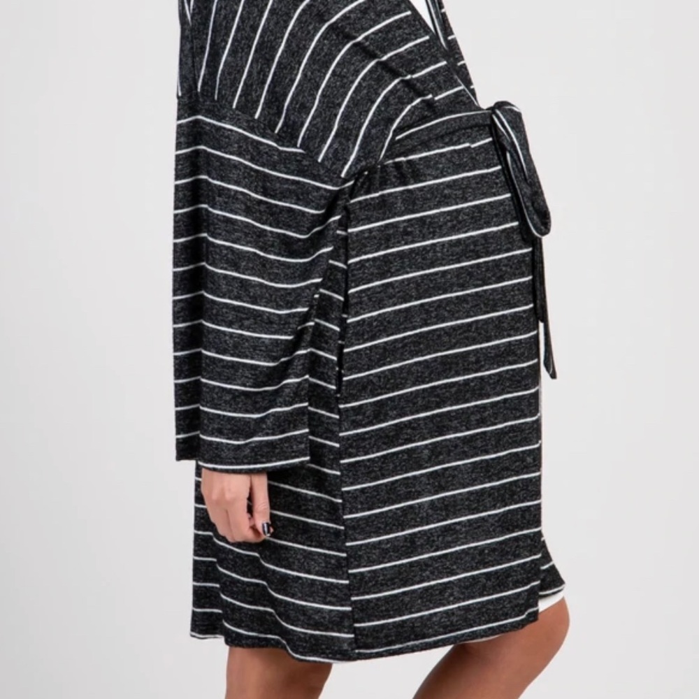 Pinkblush Maternity Robe - Picture 2 of 4